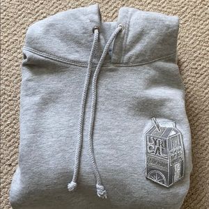 Lyrical lemonade monochrome carton patch grey